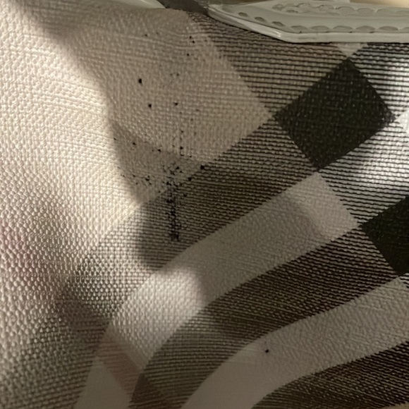 Authentic used Burberry Bag - GREAT summer style - Picture 5 of 5